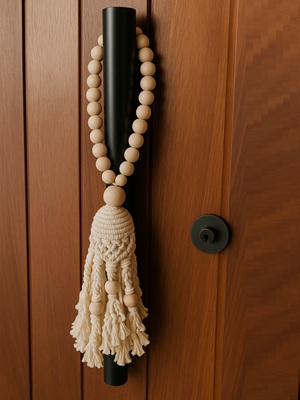 Colgante para puertas y cortinas